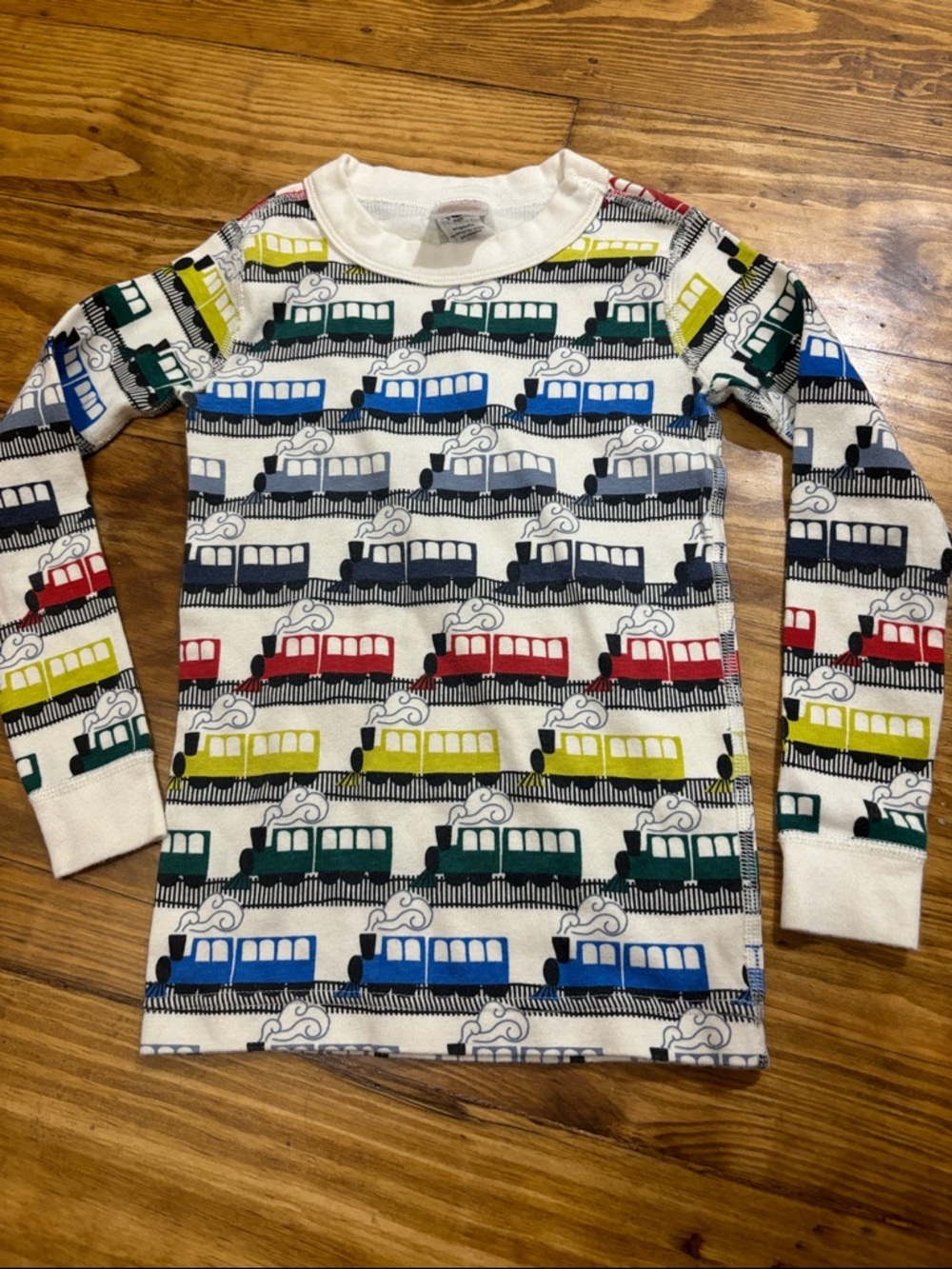Hanna Andersson Size 5 Trains Pajama Top